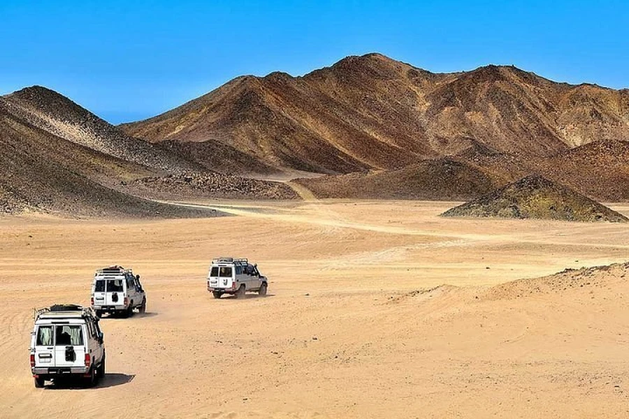 Discovering the Best Desert Safaris in Egypt