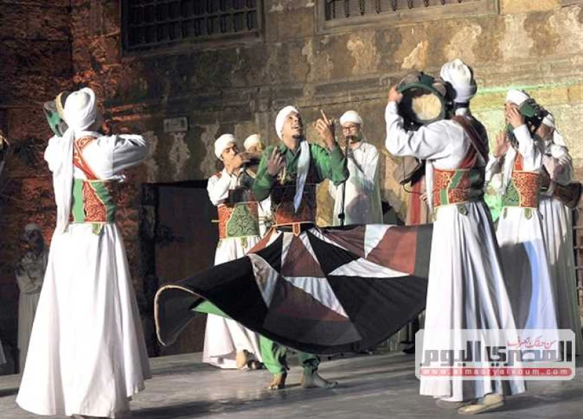 Tout to Tanoura Folkloric Show in Cairo