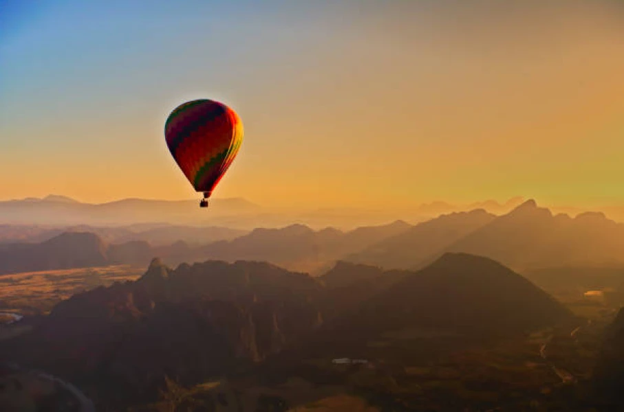 Hot air balloon Luxor time