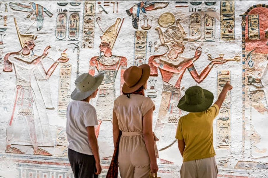 Luxor temple facts