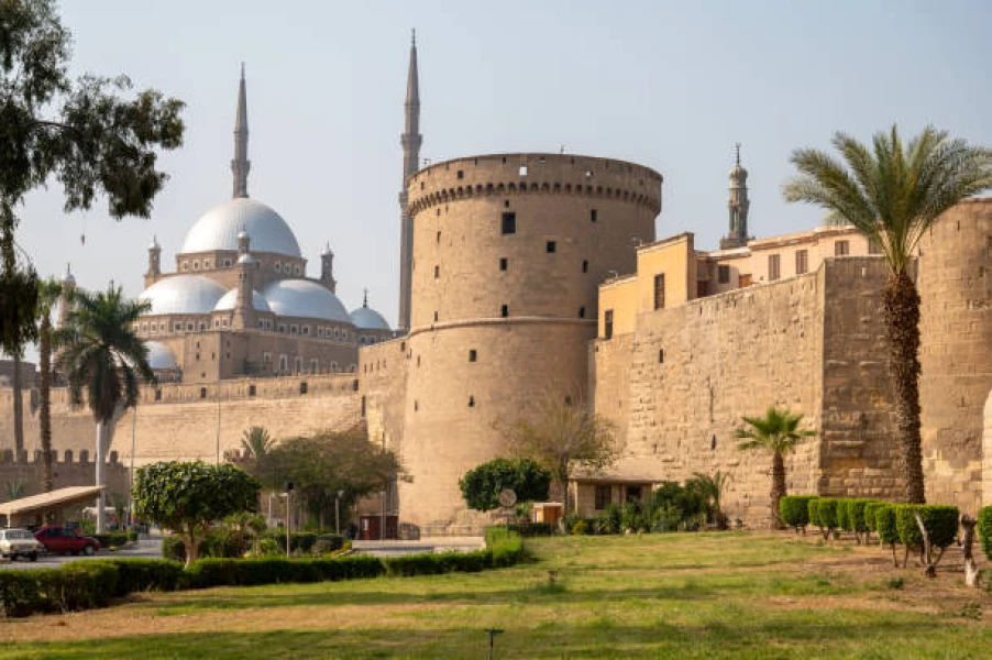 Cairo City Tour to Saladin Citadel, El Moez Street, and Khan El Khalili Bazaar
