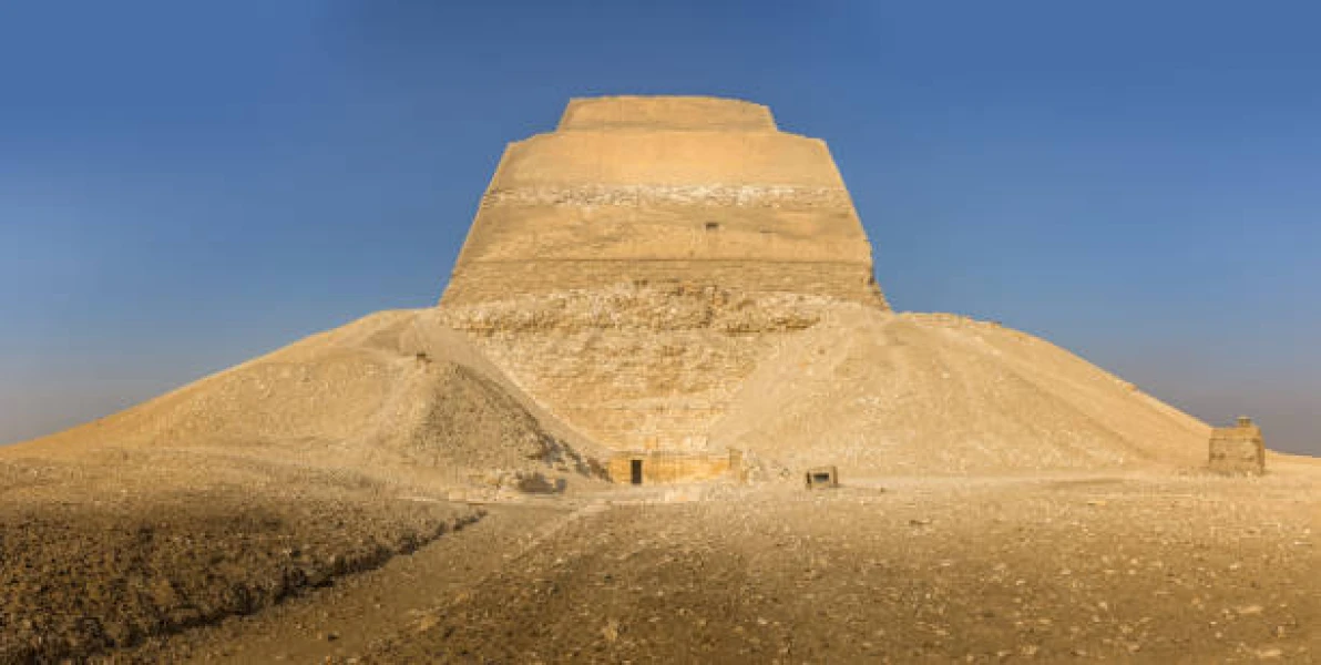 Cairo Half-Day Tour to Meidum Archaeological Site
