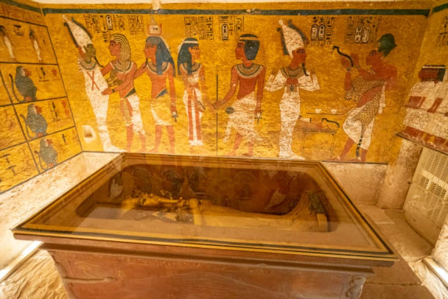 Memphis pyramid cairo