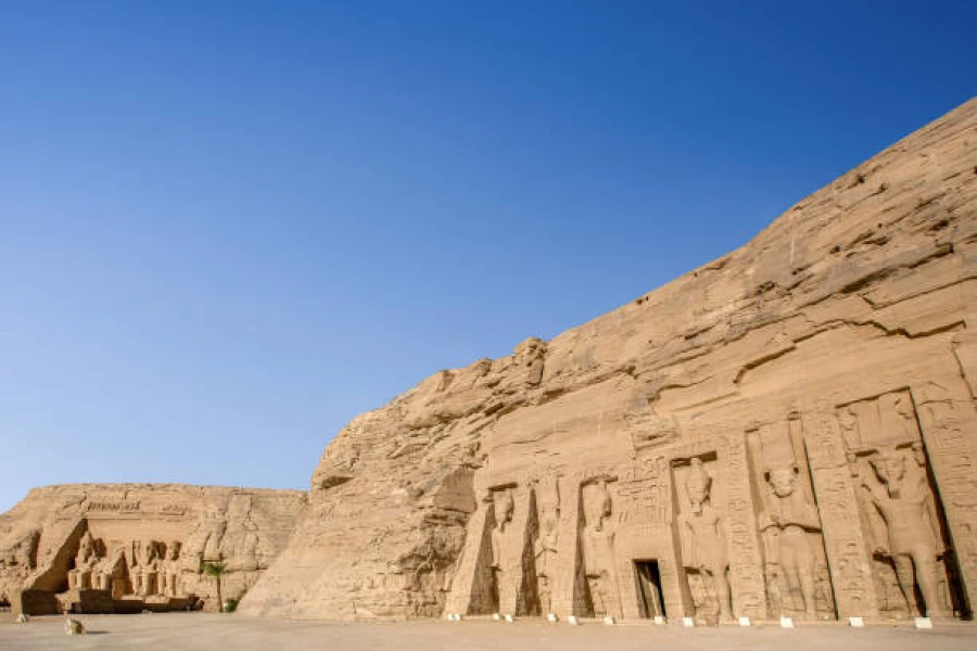 4 Days from Luxor to Abu Simbel short break