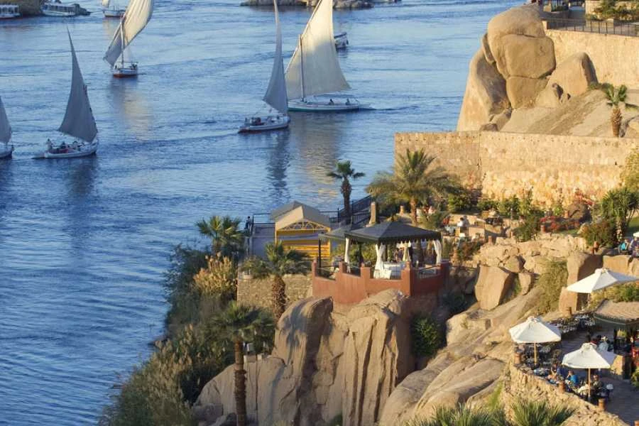 5 Days Luxury Dahabiya from Aswan to Luxor