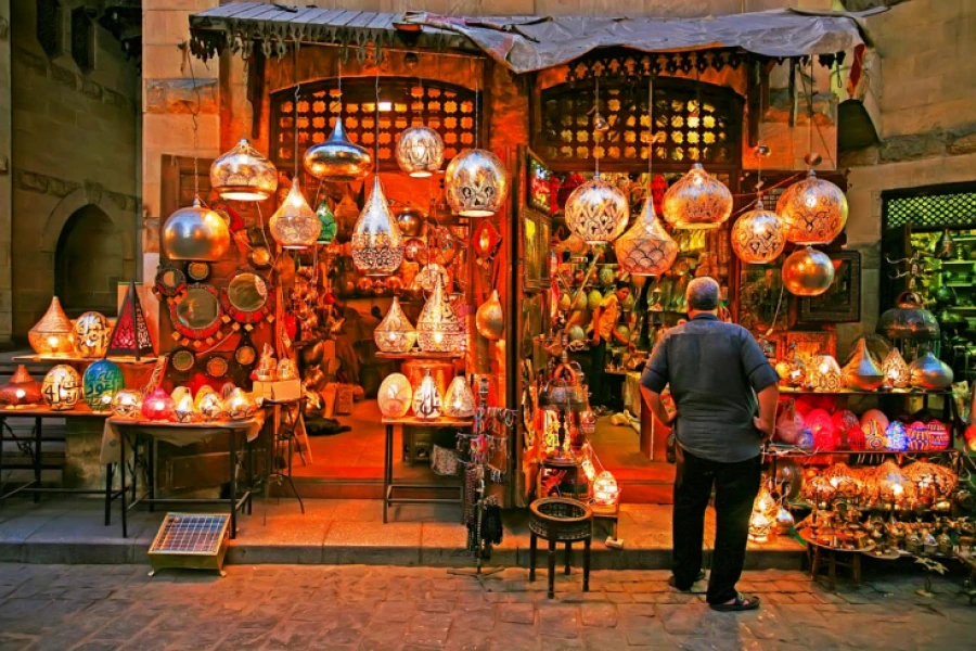 I tour di lusso in Egitto includono Khan El Khalili