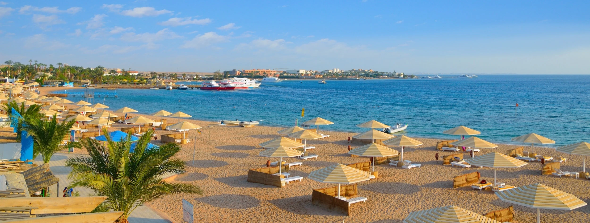 Mövenpick Resort Soma Bay is located in the stunning natural features of Soma Bay
