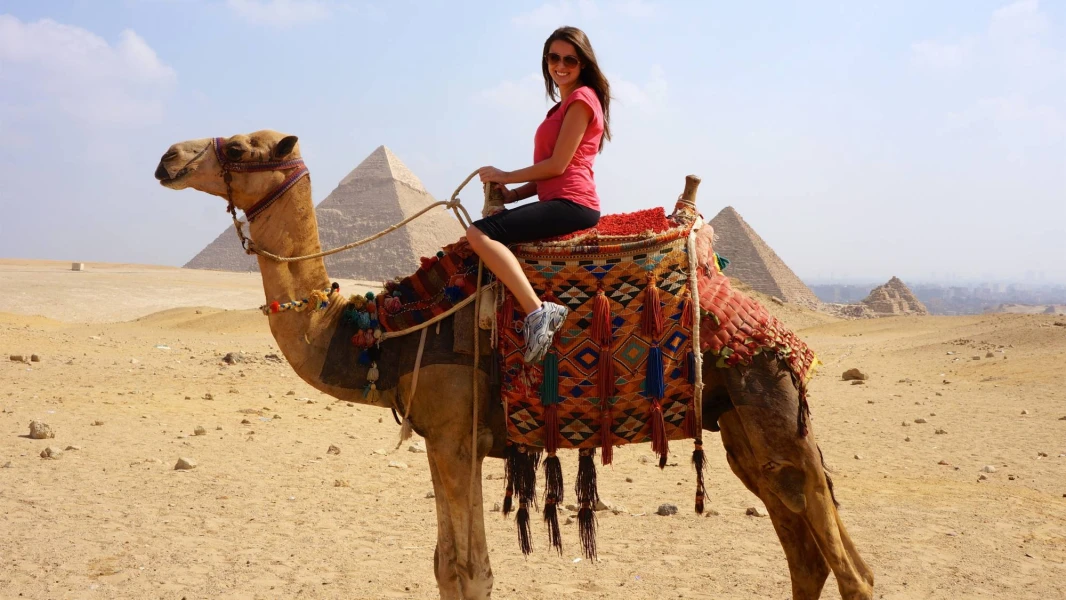 Camel ride giza pyramids