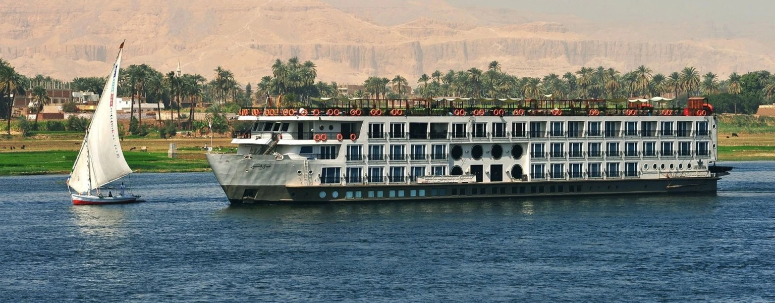 Inizia la tua crociera sul Nilo da Luxor a bordo della Lotus Cruise