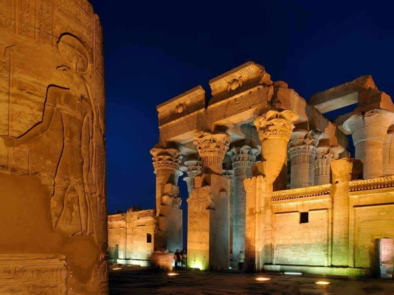 Experience the beauty of Kom Ombo Temple this Christmas