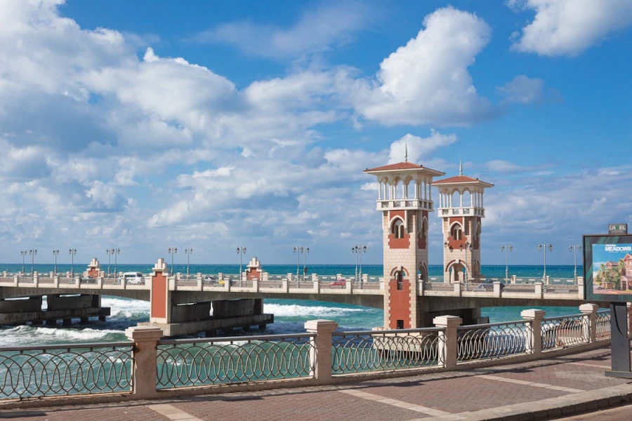 Alexandria awaits you this Christmas season