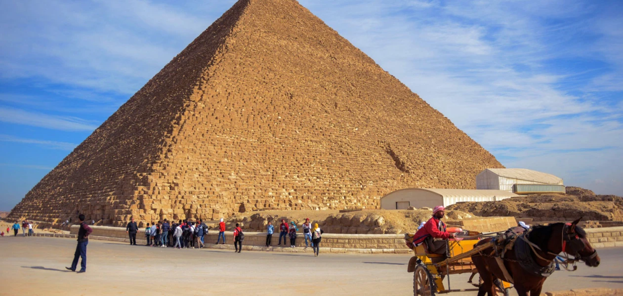 Réservez dès aujourd'hui notre forfait de visite de Noël aux pyramides de Gizeh