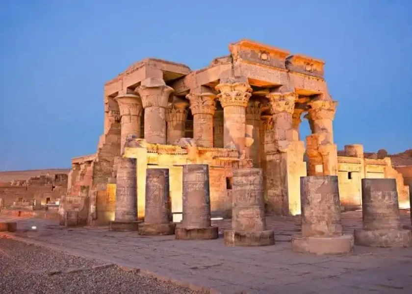 Explorez le temple de Kom Ombo lors de votre visite de Noël en Égypte