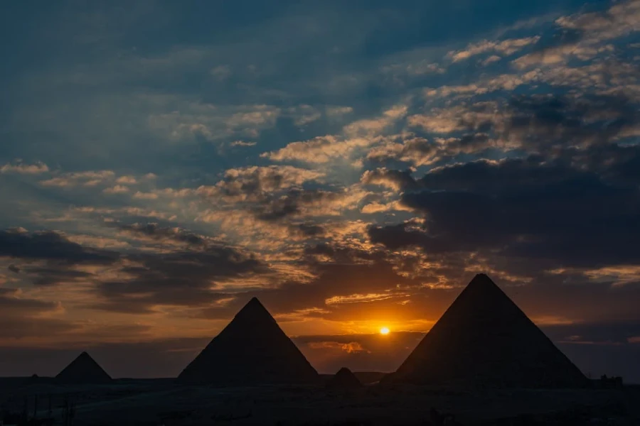 Visite de Noël en Égypte aux pyramides de Gizeh