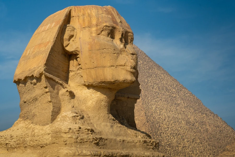 Découvrez le Sphinx de Gizeh avec notre forfait Noël en Égypte
