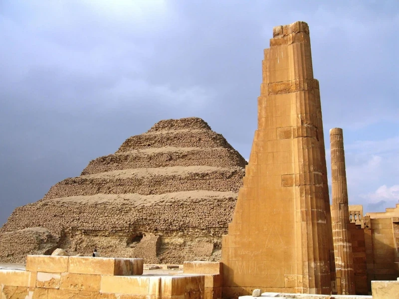 Saqqara and Memphis Tour from Cairo Airport