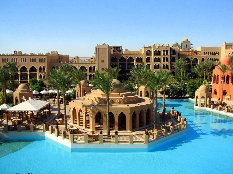 Makadi Bay Day Tours with Happy Egypt