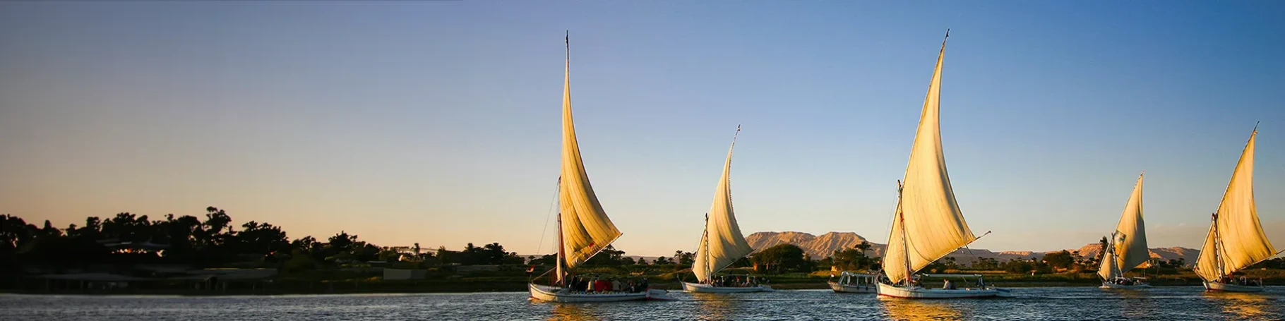 felucca sailing on the Nile during a Cairo day tour