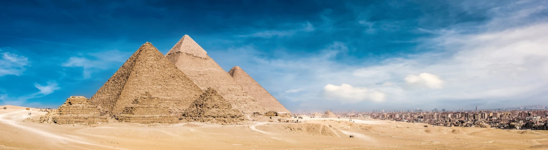 Les pyramides de Gizeh et Saqqarah depuis Sharm El Sheikh en avion