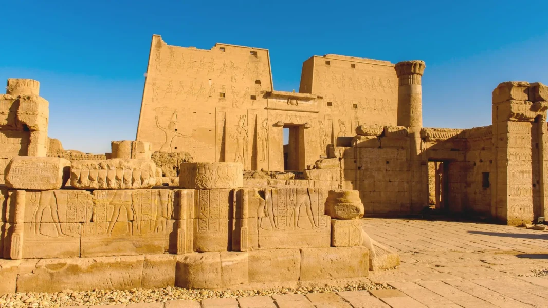 Edfu Temple Luxor Aswan Nile Cruise
