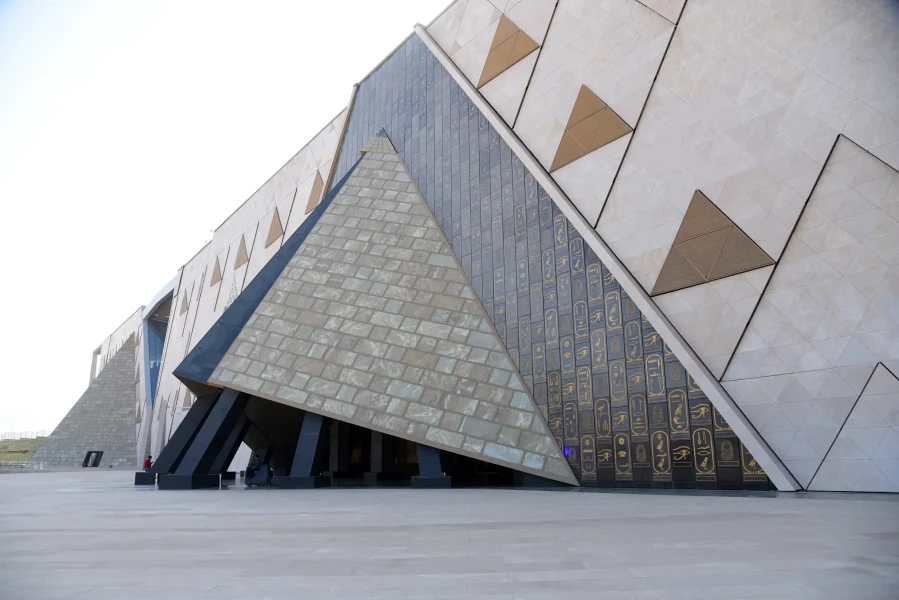 Grand Egyptian Museum architecture