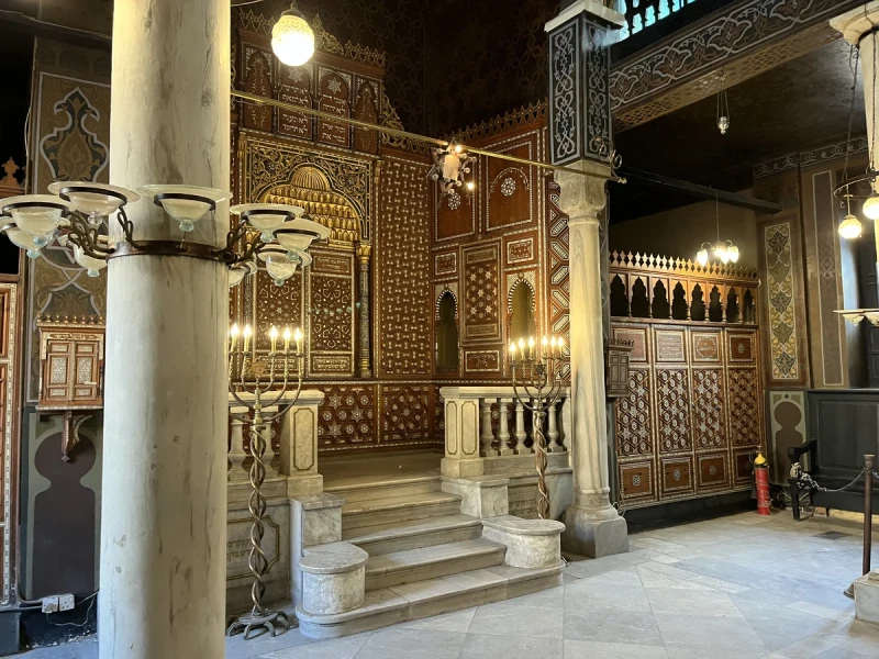 Ben Ezra Synagogue interior