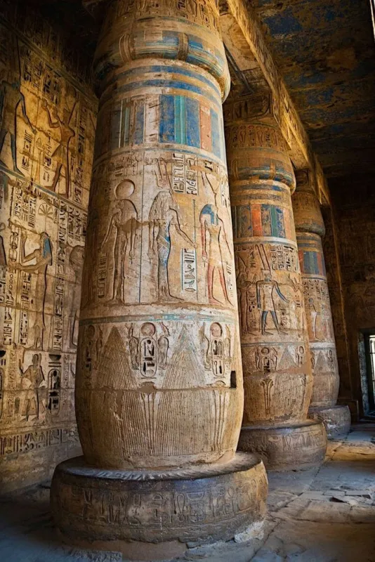 Tour to Habu Temple, Tombs of Nobles and Deir el Madina