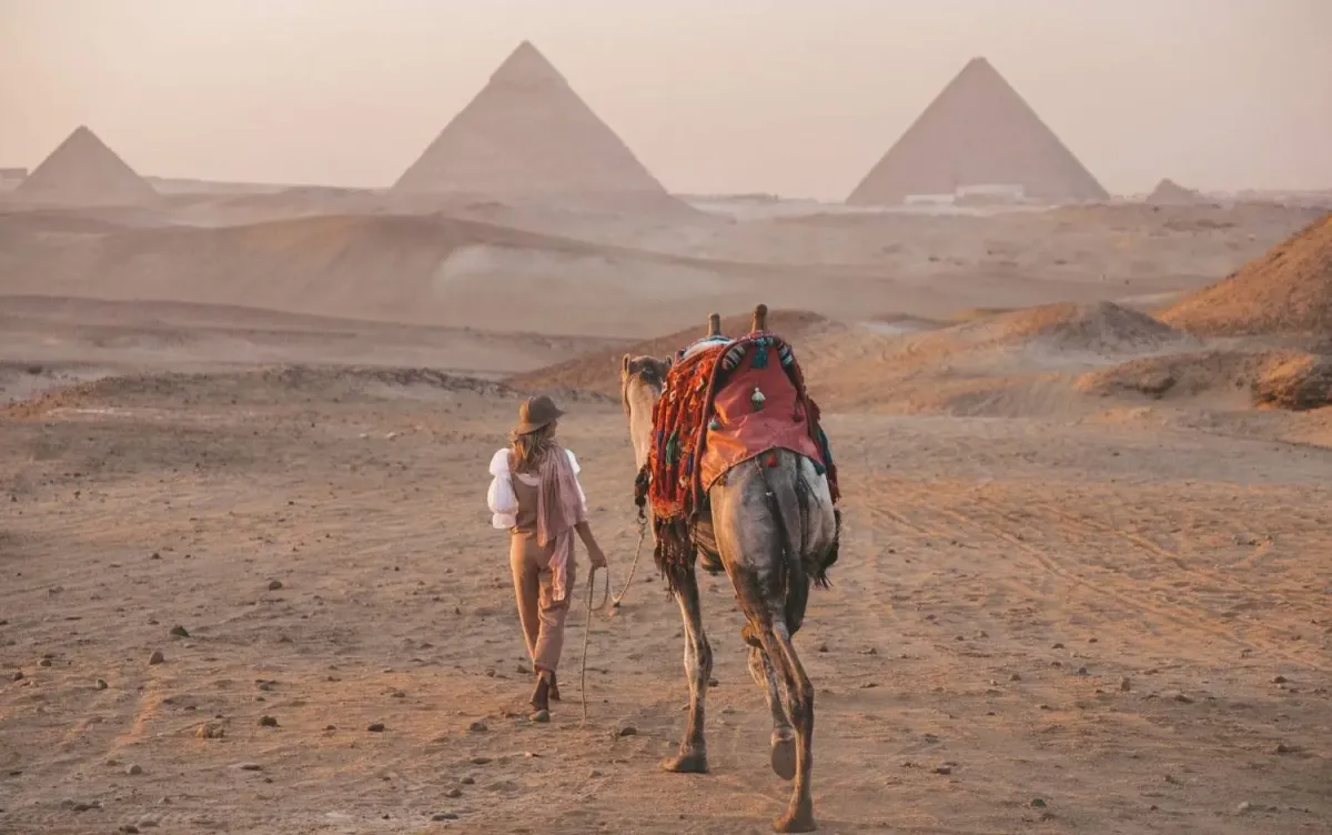 Giza Pyramids Solar Eclipse Tour