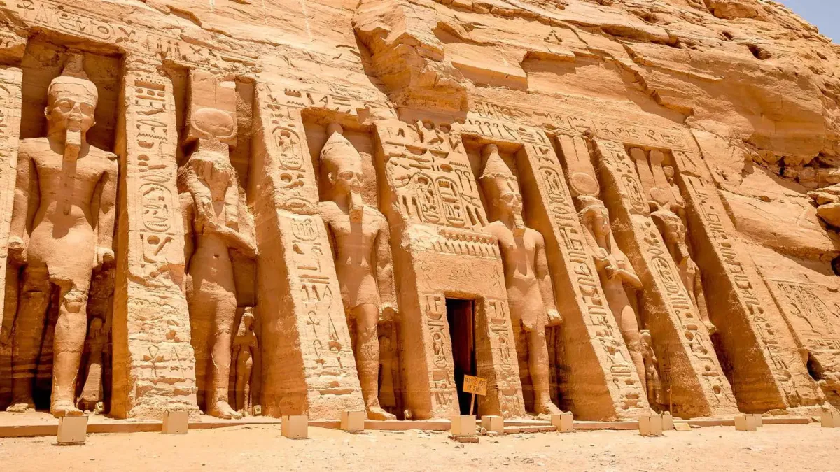 13-tägige Luxor Eclipse-Tour: Kairo, Nilkreuzfahrt und Sharm El-Sheikh