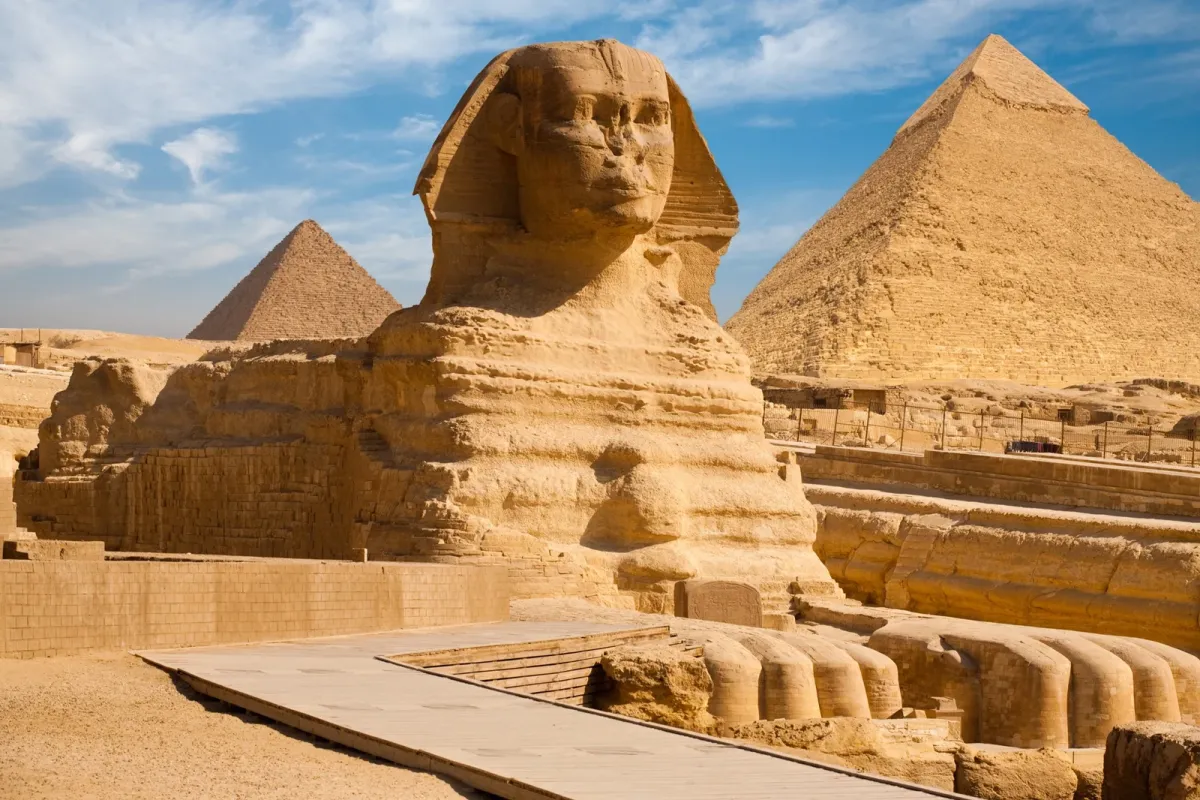 Tour de l'éclipse en Égypte sur 12 jours 2027 : Le Caire, Nil & Mer Rouge