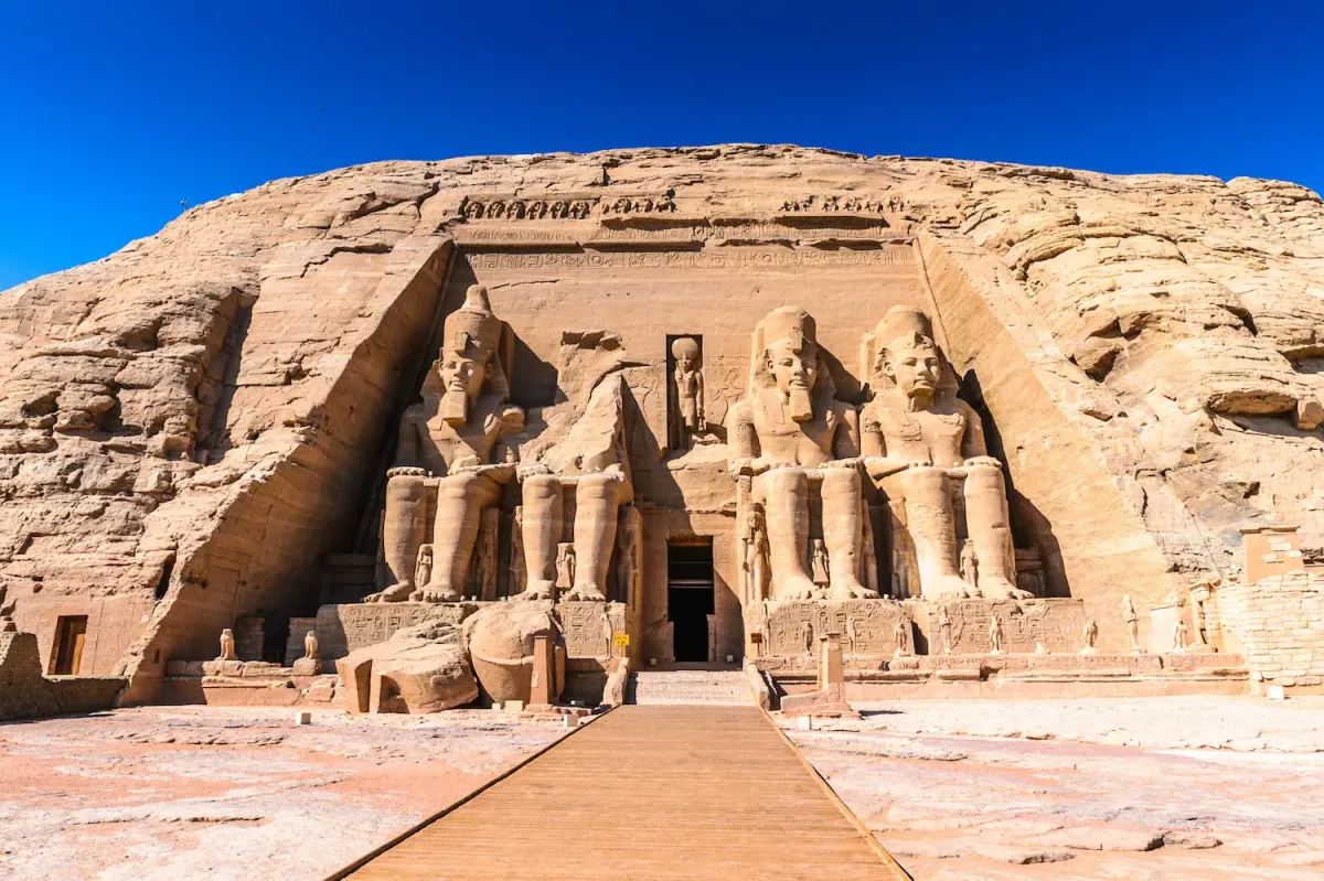 Tour de l'éclipse en Égypte sur 12 jours 2027 : Le Caire, Nil & Mer Rouge