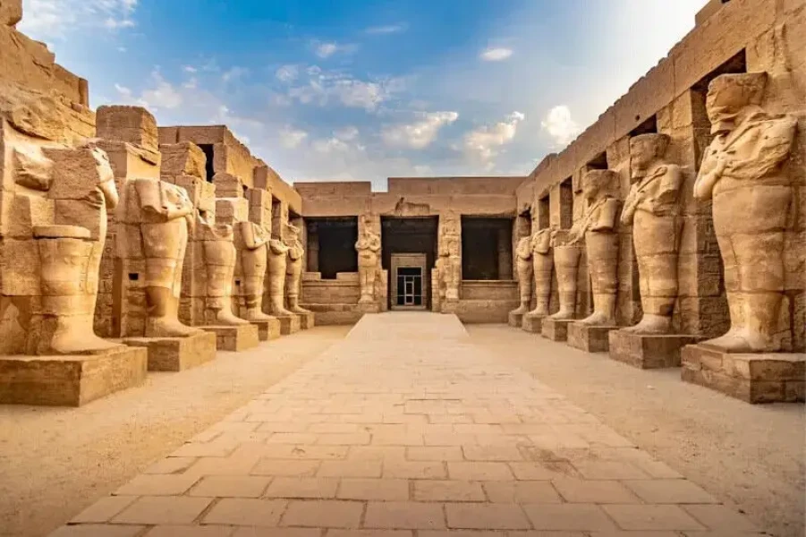 Discover Ancient Egypt: History, Culture & Fascinating Facts