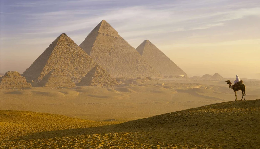 Safari Day Tours in Giza Pyramids from Aswan By Air