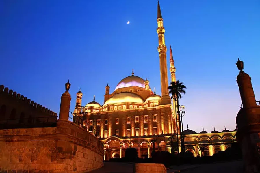 Tour giornaliero al Cairo da Dahab in aereo