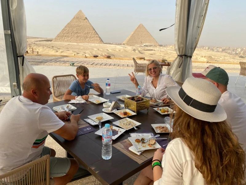 one-day-in-giza-pyramids