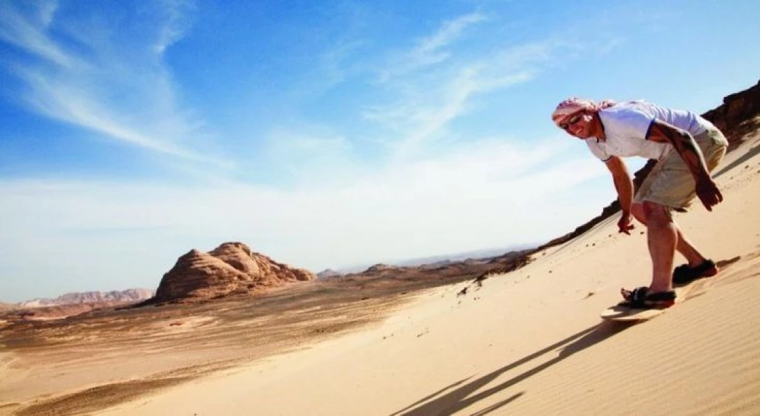 Tour to Baharyia Oasis