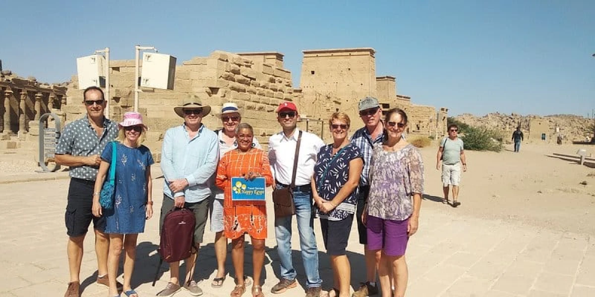 Tourists of Happy Egypt
